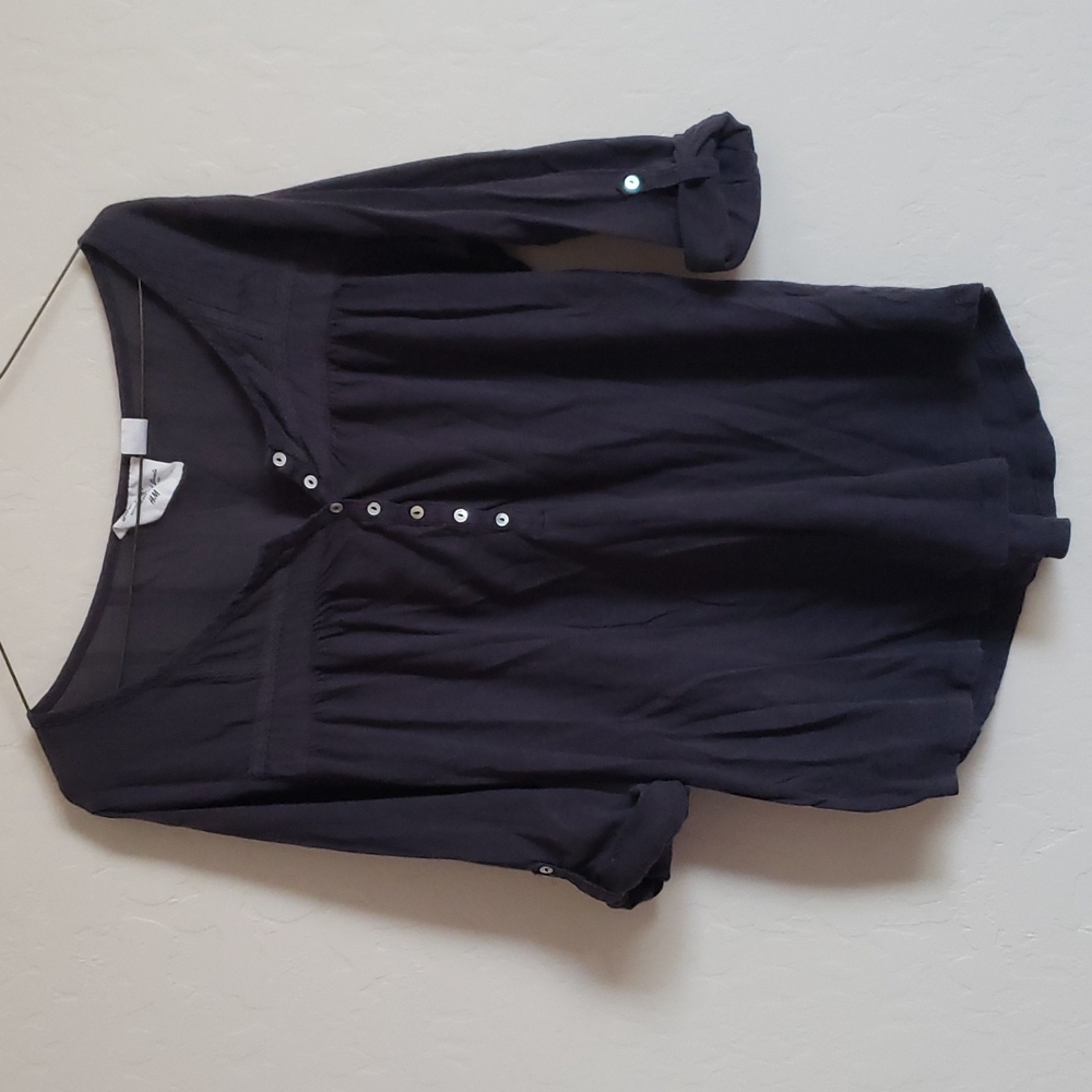 Long-sleeved Women's Blouse